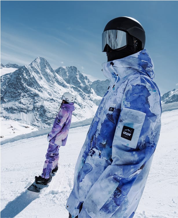 Spray Blue Green Snow
