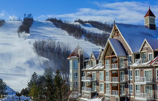 Blue Mountain Resort, Ontario_Adobe Stock Blue Mountain Resort, Ontario_Adobe Stock