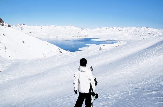 Du findest dort keine schicken Skidörfer oder polierte Resorts. Aber das Gelände macht alles wieder wett.